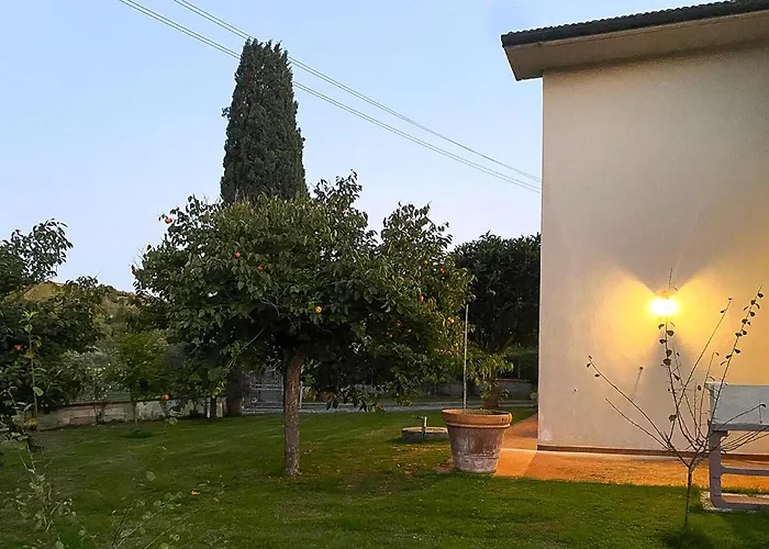 Beautiful Home In Lari With Outdoor Swimming Pool